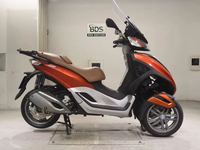 Other PIAGGIO MP3 300 лот № 5340 оценка 4  с аукциона в Японии
