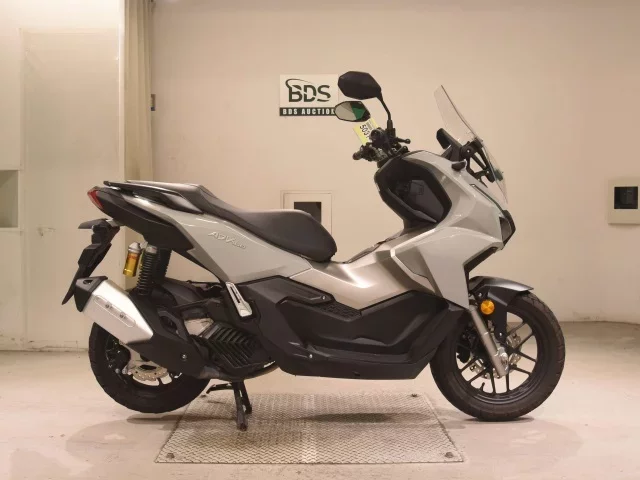 Honda ADV160