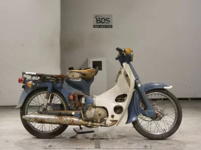 Honda C90
