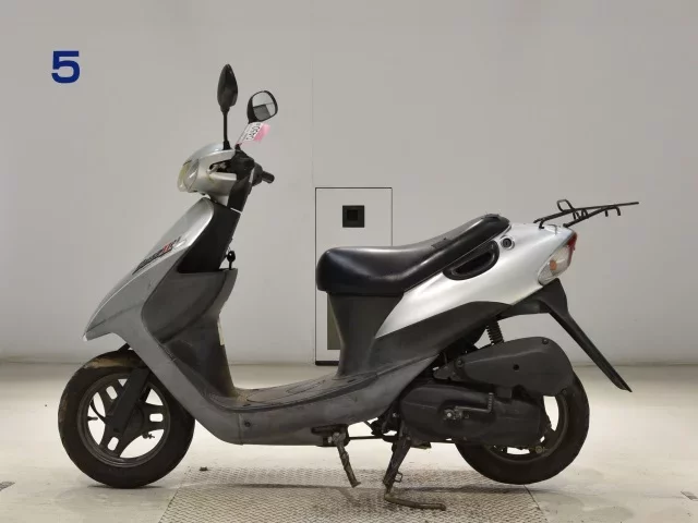 Suzuki LET S2