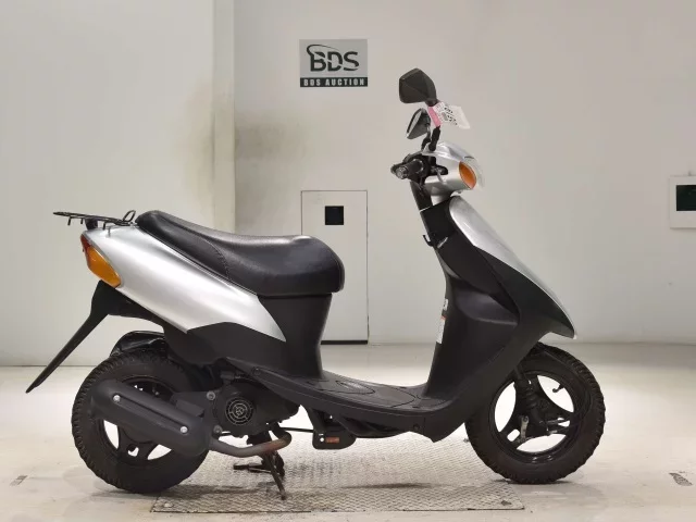 Suzuki LET S2