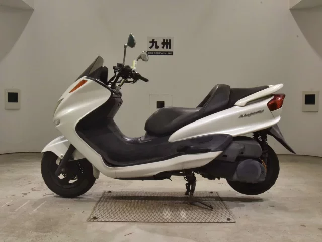 Yamaha MAJESTY 250C