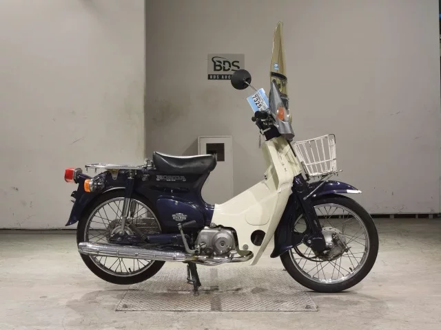 Honda C90