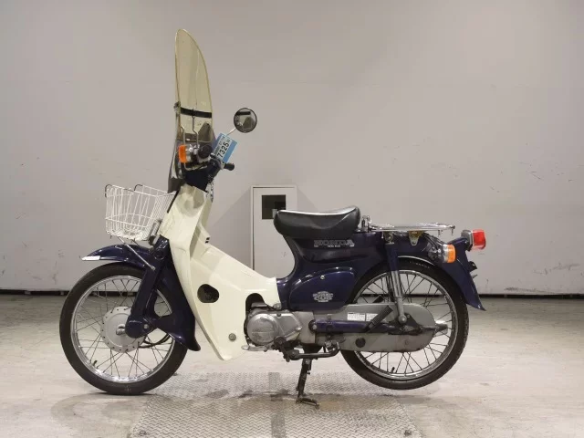 Honda C90