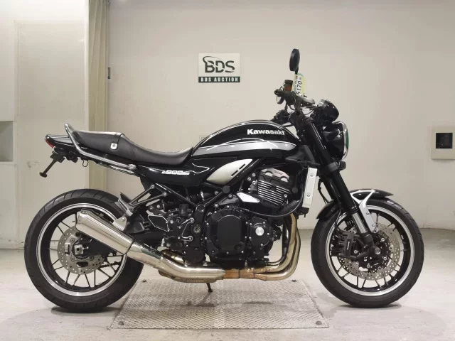 Kawasaki Z900RS лот № 5170 оценка 5  с аукциона в Японии