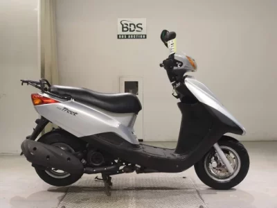 Yamaha AXIS125