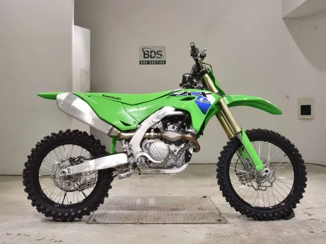 Kawasaki KX250 лот № 2899 оценка 7  с аукциона в Японии