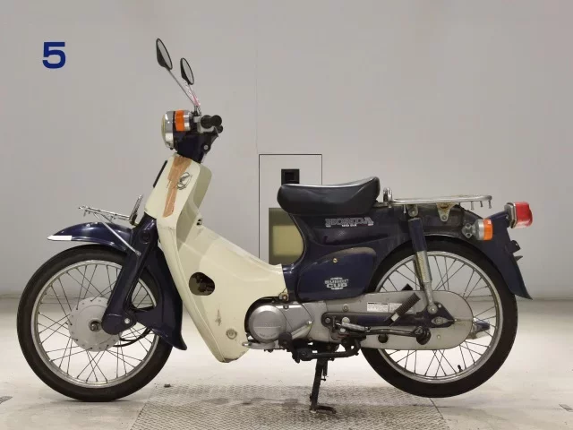 Honda C90