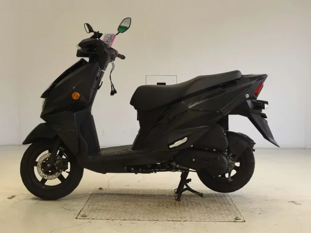 Suzuki AVENIS 125-2