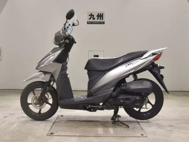 Suzuki ADDRESS110-2