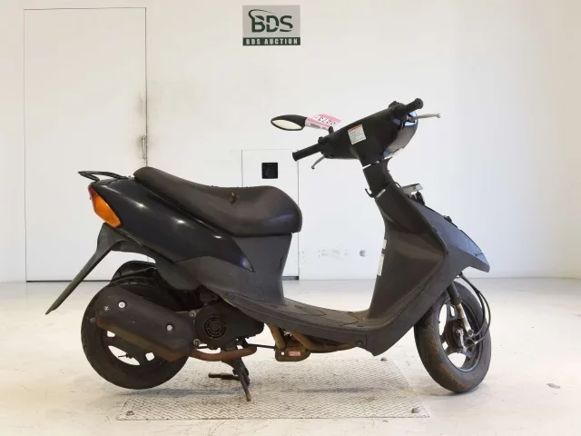 Suzuki LET S2