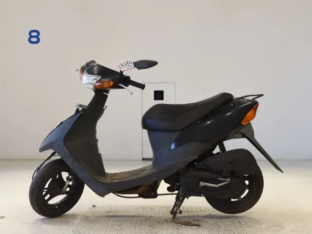 Suzuki LET S2
