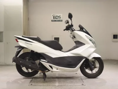 Honda PCX125-2