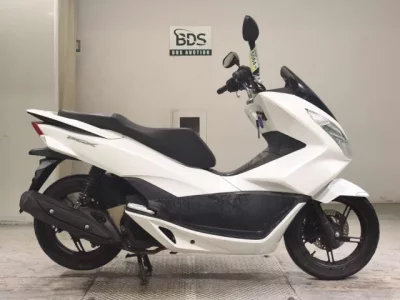 Honda PCX125-2