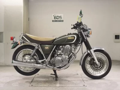 Yamaha SR400-4  с аукциона в Японии