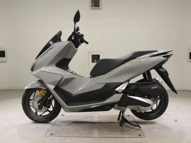 Honda PCX125-4