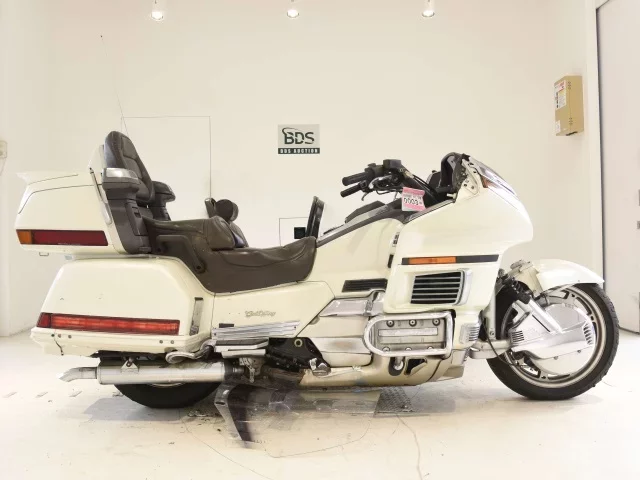 Honda GL1500 SIDE-CAR SHO LOUIS NOT EQUIPPED