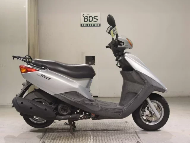Yamaha AXIS125