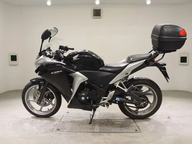 Honda CBR250R ABS