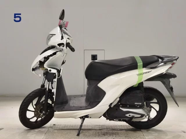 Honda DIO110-3