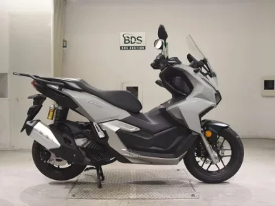 Honda ADV160