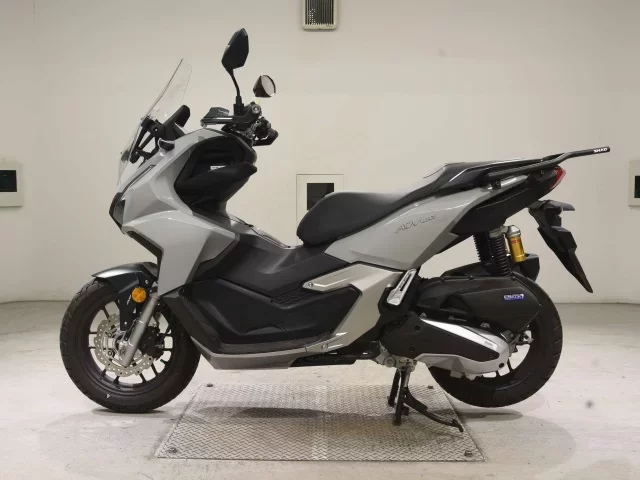 Honda ADV160
