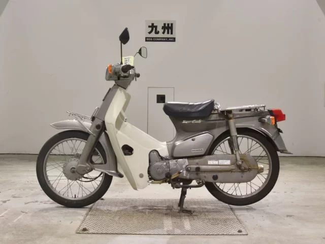 Honda C50-E