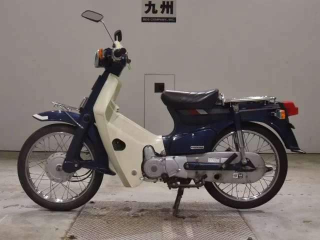 Honda C90