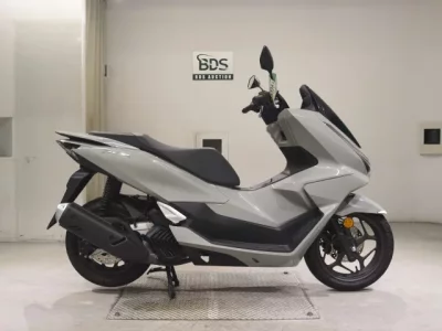Honda PCX125-4