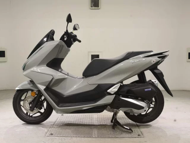 Honda PCX125-4