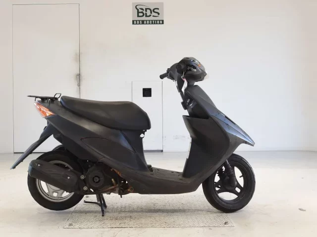 Suzuki ADDRESS V50