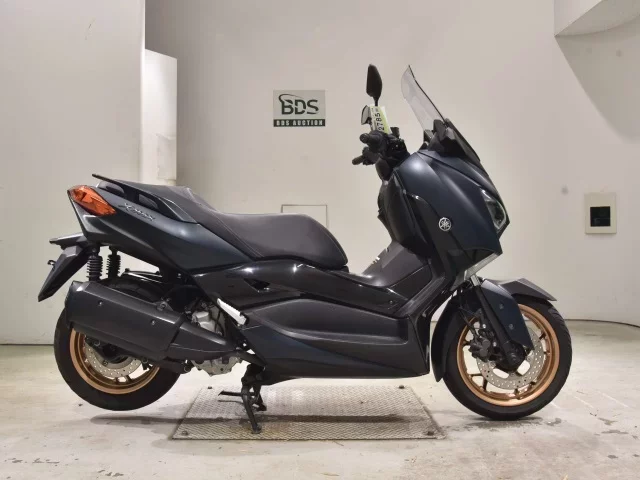 Yamaha X-MAX250-2 лот № 2785 оценка 6  с аукциона в Японии