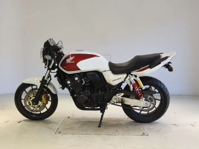 Honda CB400SFV-4