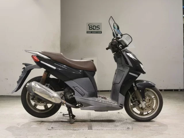 Aprilia APRILIA SPORT SHO LOUIS NOT EQUIPPED