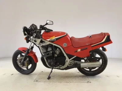 Honda CBR400F-1 SHO LOUIS NOT EQUIPPED
