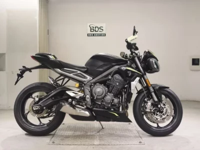 Triumph TRIUMPH STREET TRIPLE RS  с аукциона в Японии
