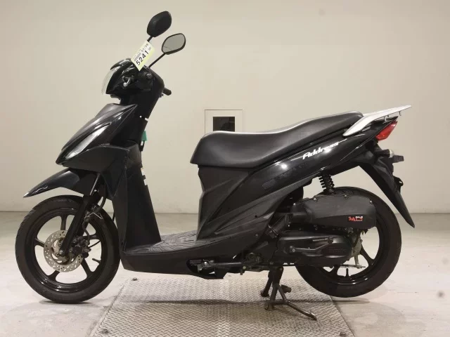 Suzuki ADDRESS110-2