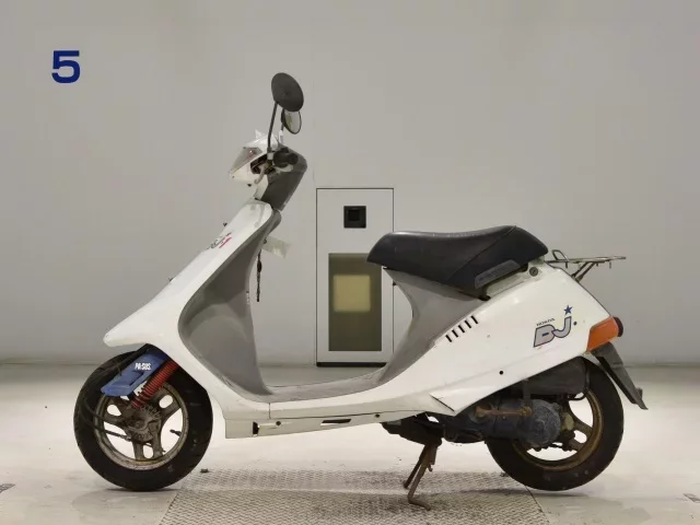 Honda DJ