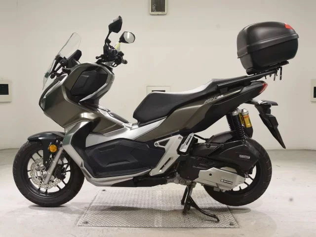 Honda ADV150