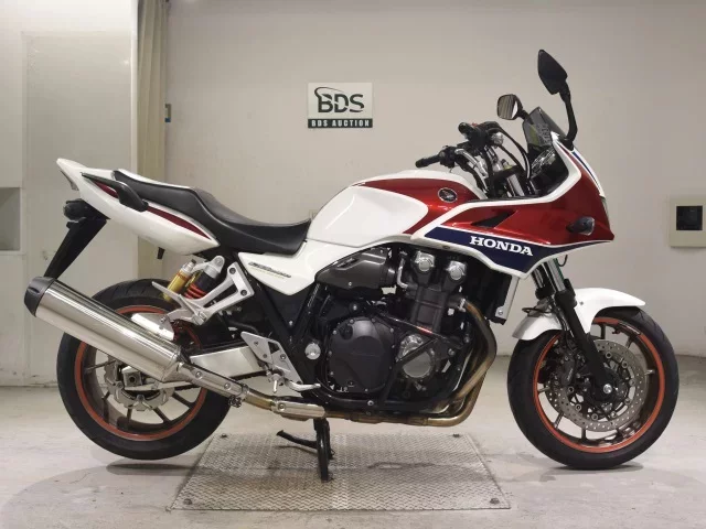 Honda CB1300SF BOLDOR лот № 5163 оценка 4  с аукциона в Японии