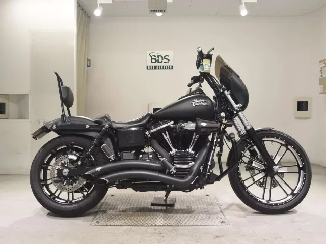 Harley-Davidson HARLEY FXDB1690