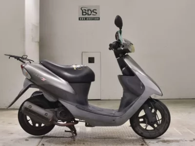 Suzuki LET S2