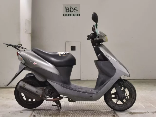 Suzuki LET S2