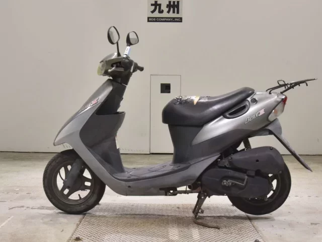 Suzuki LET S2