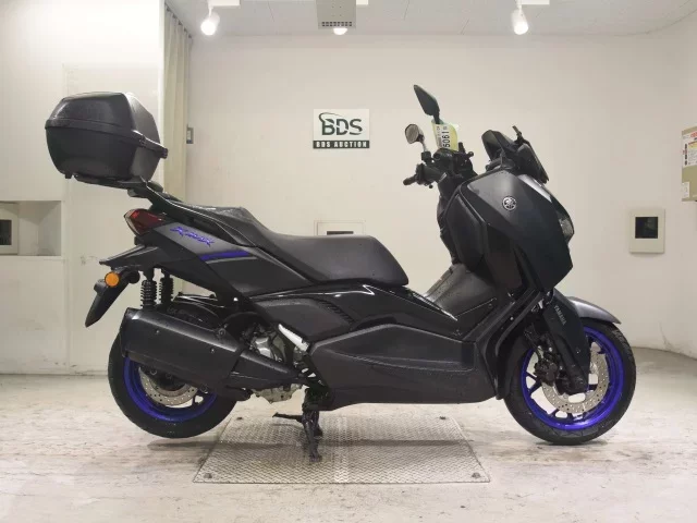 Yamaha X-MAX250-2 лот № 5061 оценка 5  с аукциона в Японии