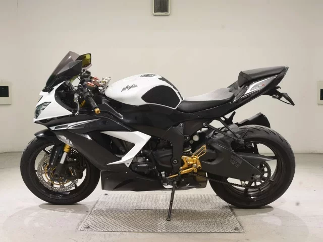 Kawasaki ZX-6RA