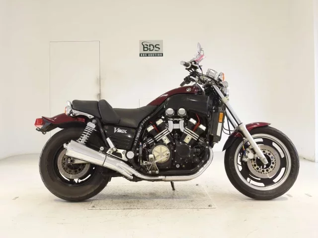 Yamaha V-MAX SHO LOUIS NOT EQUIPPED