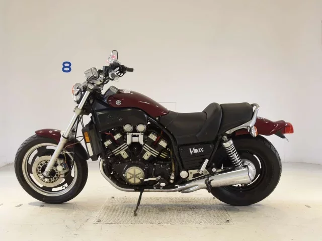 Yamaha V-MAX SHO LOUIS NOT EQUIPPED
