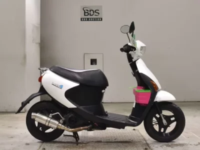 Suzuki LET S4