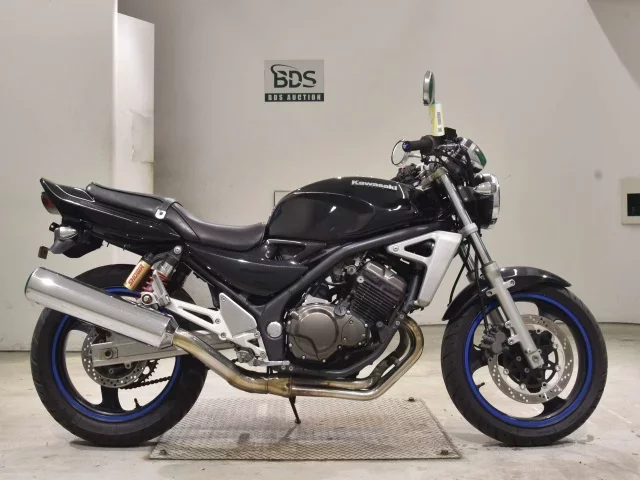 Kawasaki BALIUS250-2 лот № 2533 оценка 4  с аукциона в Японии
